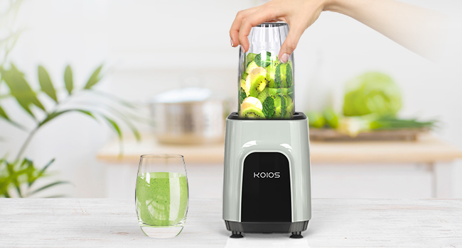 Mixing smoothies